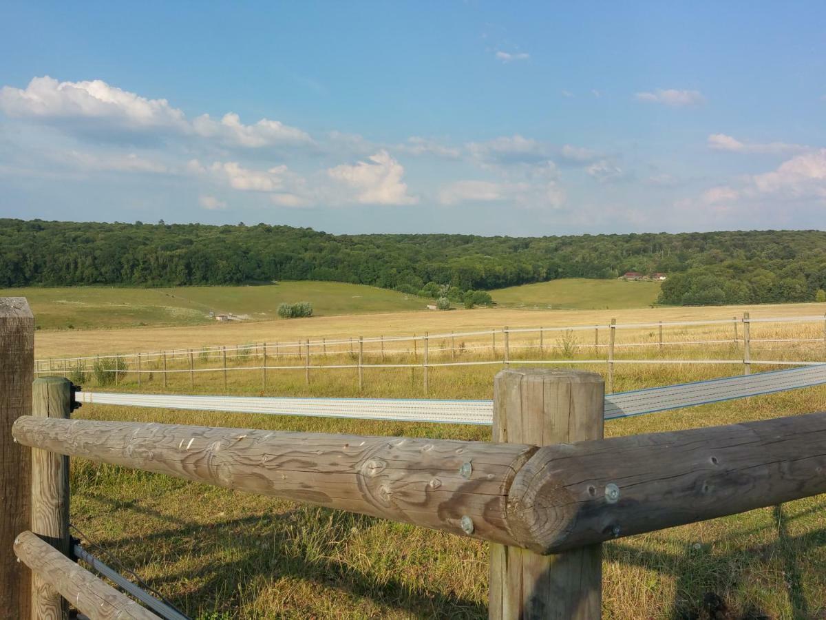 Pause Verdure En Yvelines Bazemont Exterior photo